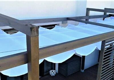 Roleta rzymska Rozsuwane zadaszenie tarasu