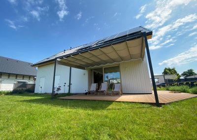 Pergola aluminiowa z roletą rzymską